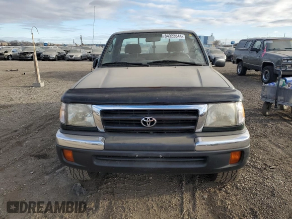 1999 Toyota Tacoma with VIN 4TAPM62N6XZ417283, listed as a Copart auction lot 84322844 with 74,233 mi miles and Clean Title. Bid and sale history available at DreamBid. Image 5.