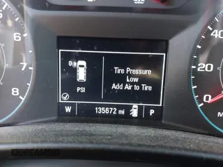 2020 Chevrolet Equinox LS z VIN 2GNAXHEV8L6272219, wystawiony jako IAAI lot #42190880 z przebiegiem 135 672 mil mil oraz . Historia ofert i sprzedaży dostępna na DreamBid. Obrazek 15.