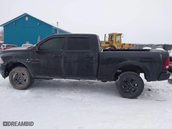 2016 Ram 2500 Laramie with VIN 3C6UR5FL9GG277670, listed as a IAAI auction lot 41265863 with 110,205 mi miles. Bid and sale history available at carsss.com. Image 14.