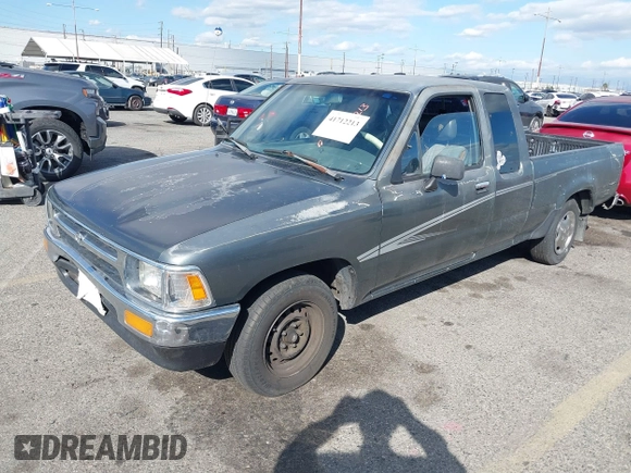 1992 Toyota Pickup DLX with VIN JT4RN93P5N5058671, listed as a IAAI auction lot 41712213 with 232,869 mi miles and . Bid and sale history available at DreamBid. Image 2.