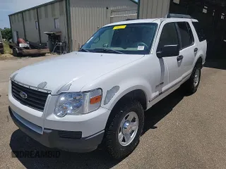 2006 Ford Explorer XLS z VIN 1FMEU62E26UB17291, wystawiony jako IAAI lot #42378335 z przebiegiem 158 911 mil mil oraz . Historia ofert i sprzedaży dostępna na DreamBid. Obrazek 31.
