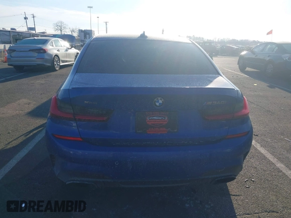 2020 BMW 3 Series M340i xDrive with VIN WBA5U9C04LFH45166, listed as a IAAI auction lot 41326152 with 37,746 mi miles and . Bid and sale history available at DreamBid. Image 16.