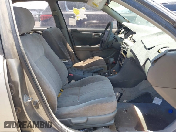 1998 Toyota Camry LE z VIN JT2BG22K8W0113985, wystawiony jako IAAI lot #42321418 z przebiegiem 277 270 mil mil oraz . Historia ofert i sprzedaży dostępna na DreamBid. Obrazek 5.