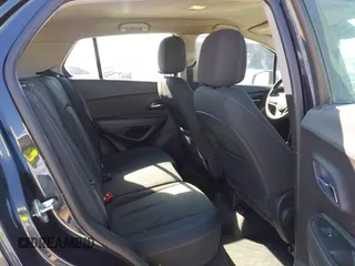 2015 Chevrolet Trax LS with VIN KL7CJKSBXFB068806, listed as a IAAI auction lot 41680339 with 129,882 mi miles. Bid and sale history available at carsss.com. Image 8.