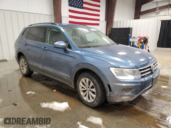 2018 Volkswagen Tiguan S z VIN 3VV0B7AX9JM034033, wystawiony jako Copart lot #43441295 z przebiegiem 127 719 mil mil oraz Szkoda całkowita • Salvage title. Historia ofert i sprzedaży dostępna na DreamBid. Obrazek 4.
