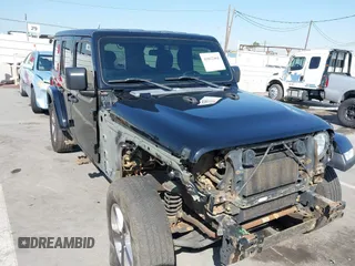 2020 Jeep Wrangler Unlimited Sahara with VIN 1C4HJXEN7LW230214, listed as a IAAI auction lot 41812466 with 59,004 mi miles. Bid and sale history available at carsss.com. Image 6.