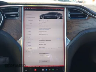 2017 Tesla Model S 100D z VIN 5YJSA1E20HF189557, wystawiony jako IAAI lot #41546084 z przebiegiem 253 218 mil mil oraz . Historia ofert i sprzedaży dostępna na DreamBid. Obrazek 7.