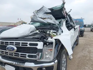 2024 Ford F-250 XL z VIN 1FT7W2BT5RED79934, wystawiony jako IAAI lot #42303040 z przebiegiem 39 011 mil mil oraz . Historia ofert i sprzedaży dostępna na DreamBid. Obrazek 6.