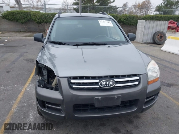 2006 Kia Sportage LX with VIN KNDJF723867199186, listed as a IAAI auction lot 41491243 with 120,049 mi miles and . Bid and sale history available at carsss.com. Image 12.