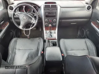 2008 Suzuki Grand Vitara Luxury z VIN JS3TD947084100425, wystawiony jako Copart lot #44932925 z przebiegiem 181 473 mil mil oraz Szkody całkowita. Historia ofert i sprzedaży dostępna na DreamBid. Obrazek 8.