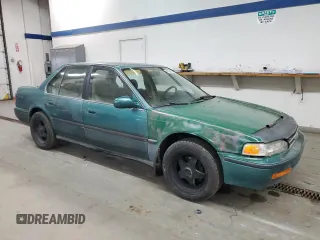 1993 Honda Accord z VIN 1HGCB7652PA155769, wystawiony jako Copart lot #45200625 z przebiegiem 251 834 mil mil oraz Szkoda całkowita • Salvage title. Historia ofert i sprzedaży dostępna na DreamBid. Obrazek 4.