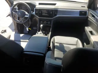 2023 Volkswagen Atlas SE with VIN 1V2WC2CA3PC226946, listed as a Copart auction lot 70226934 with 11,529 mi miles and Salvage title. Bid and sale history available at DreamBid. Image 8.