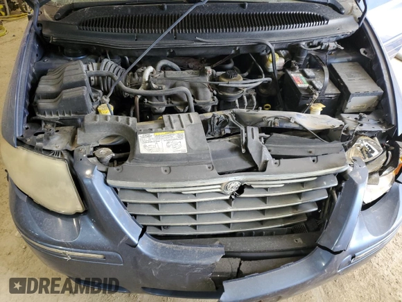 2007 Chrysler Town & Country LWB Limited with VIN 2A4GP64L07R137192, listed as a Copart auction lot 70571224 with 239,297 mi miles and Non Repairable. Bid and sale history available at carsss.com. Image 12.