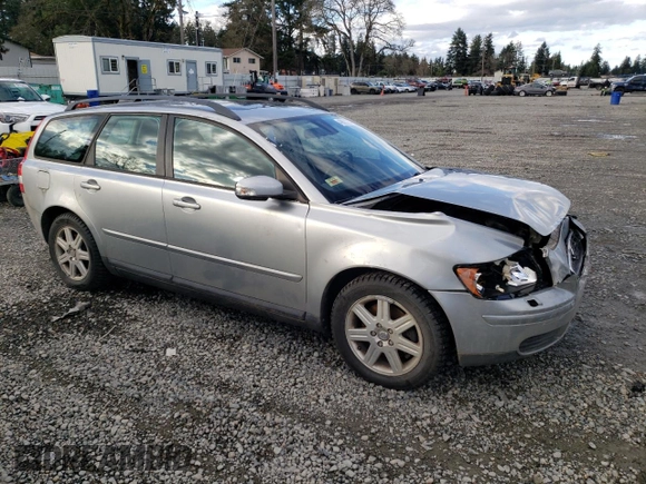 2007 Volvo V50 2.4L with VIN YV1MW382072284214, listed as a Copart auction lot 40821234 with 134,054 mi miles and Salvage Title. Bid and sale history available at carsss.com. Image 4.