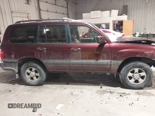 2000 Toyota Land Cruiser with VIN JT3HT05J2Y0102508, listed as a IAAI auction lot 41596418 with 271,327 mi miles. Bid and sale history available at carsss.com. Image 13.