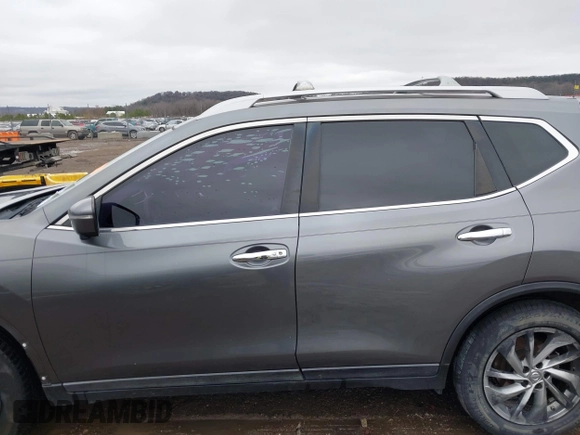 2015 Nissan Rogue SL with VIN 5N1AT2MTXFC778126, listed as a IAAI auction lot 41208510 with 194,343 mi miles. Bid and sale history available at carsss.com. Image 15.