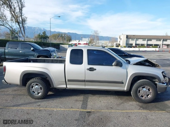 2008 Chevrolet Colorado Work Truck with VIN 1GCCS199088137371, listed as a IAAI auction lot 41609677 with 177,004 mi miles. Bid and sale history available at carsss.com. Image 13.
