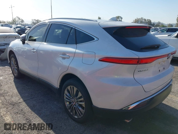2023 Toyota Venza LE with VIN JTEAAAAH9PJ151432, listed as a IAAI auction lot 41956013 with 21,491 mi miles and . Bid and sale history available at carsss.com. Image 3.