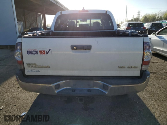 2015 Toyota Tacoma with VIN 5TFLU4EN3FX120937, listed as a Copart auction lot 53720875 with 116,427 mi miles and Salvage Title. Bid and sale history available at DreamBid. Image 6.