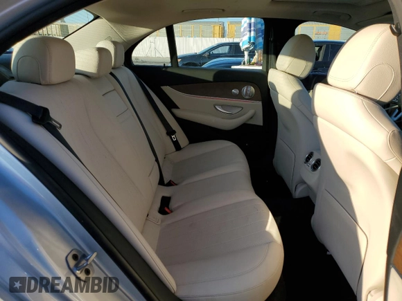 2020 Mercedes-Benz E-Class E 350 with VIN W1KZF8DB0LA765262, listed as a Copart auction lot 88998555 with 39,078 mi miles and Salvage Title. Bid and sale history available at carsss.com. Image 10.