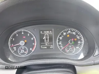 2015 Volkswagen Passat Sport с VIN 1VWBT7A35FC050110, выставлен на аукционе IAAI как лот 41937257 с пробегом 113 396 миль миль и . История ставок и продаж доступна на DreamBid. Изображение 15.