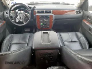 2013 Chevrolet Avalanche LT with VIN 3GNMCFE0XDG150663, listed as a Copart auction lot 57417395 with 141,470 mi miles and Salvage title. Bid and sale history available at DreamBid. Image 8.