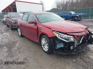 2018 Kia Optima LX with VIN 5XXGT4L31JG192466, listed as a IAAI auction lot 41458327 with 57,573 mi miles. Bid and sale history available at carsss.com. Image 1.
