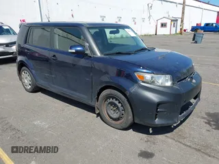 2015 Scion xB z VIN JTLZE4FE0FJ067711, wystawiony jako IAAI lot #42369676 z przebiegiem 158 434 mil mil oraz . Historia ofert i sprzedaży dostępna na DreamBid. Obrazek 1.