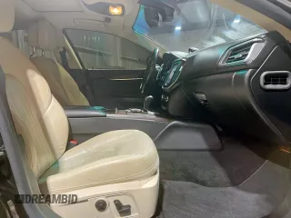2014 Maserati Ghibli S Q4 z VIN ZAM57RTA9E1112724, wystawiony jako Copart lot #57189295 z przebiegiem 45 525 mil mil oraz Szkody całkowita. Historia ofert i sprzedaży dostępna na DreamBid. Obrazek 5.