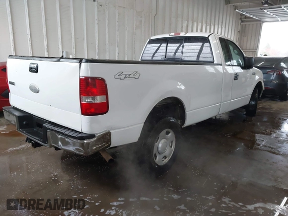 2006 Ford F-150 XL with VIN 1FTRF14W26NB27404, listed as a IAAI auction lot 41711729 with 178,675 mi miles. Bid and sale history available at carsss.com. Image 4.