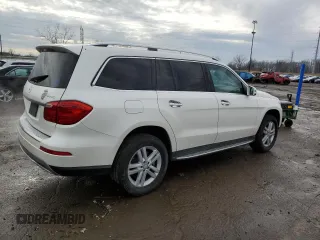 2016 Mercedes-Benz GL with VIN 4JGDF6EE3GA698255, listed as a Copart auction lot 83559684 with 105,421 mi miles and Non Repairable. Bid and sale history available at carsss.com. Image 3.