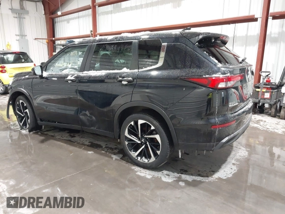 2022 Mitsubishi Outlander ES with VIN JA4J4TA84NZ061959, listed as a IAAI auction lot 41590163 with 21,339 mi miles. Bid and sale history available at carsss.com. Image 3.