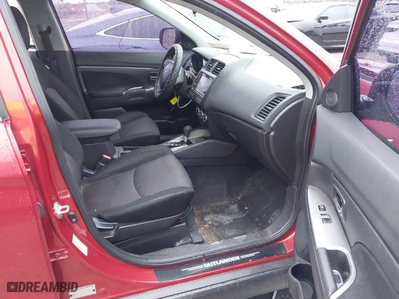 2019 Mitsubishi Outlander Sport ES 2.0 with VIN JA4AP3AU9KU005657, listed as a IAAI auction lot 41528608 with 77,058 mi miles. Bid and sale history available at carsss.com. Image 5.
