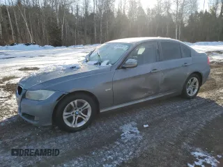 2009 BMW 3 Series 323i z VIN WBAPG73599A401495, wystawiony jako Copart lot #88476595 z przebiegiem 231 795 mil mil oraz Czysty tytuł • Clean title. Historia ofert i sprzedaży dostępna na DreamBid. Obrazek 1.