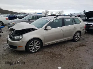 2013 Volkswagen Jetta SportWagen SE w/Sunroof with VIN 3VWPP7AJ6DM619292, listed as a Copart auction lot 82979824 with 166,749 mi miles and Clean Title. Bid and sale history available at carsss.com. Image 1.
