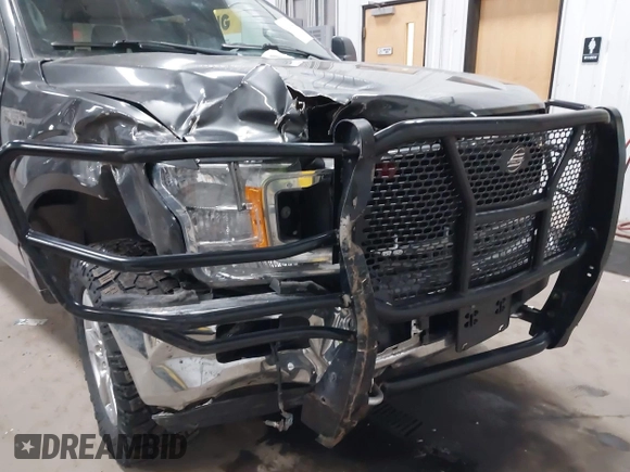 2019 Ford F-150 XL with VIN 1FTFW1E49KFC56504, listed as a IAAI auction lot 41239404 with 72,213 mi miles. Bid and sale history available at carsss.com. Image 6.