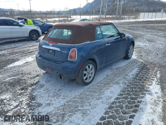 2010 MINI Convertible with VIN WMWMR3C50ATZ18845, listed as a IAAI auction lot 41394025 with 78,872 mi miles and . Bid and sale history available at DreamBid. Image 4.