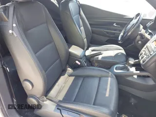 2008 Volkswagen Eos Turbo z VIN WVWBA71F58V030188, wystawiony jako IAAI lot #42040441 z przebiegiem 150 976 mil mil oraz . Historia ofert i sprzedaży dostępna na DreamBid. Obrazek 5.