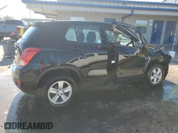 2020 Chevrolet Trax LS with VIN KL7CJKSB1LB324892, listed as a Copart auction lot 53208085 with 62,180 mi miles and Salvage Title. Bid and sale history available at DreamBid. Image 3.
