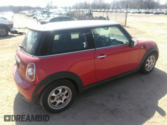 2012 MINI Hardtop with VIN WMWSU3C54CT261640, listed as a IAAI auction lot 41804505 with 170,261 mi miles and . Bid and sale history available at DreamBid. Image 4.