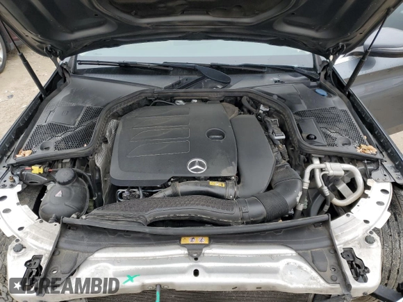 2019 Mercedes-Benz C 300 z VIN 55SWF8DB7KU286872, wystawiony jako Copart lot #44415105 z przebiegiem 109 217 mil mil oraz Szkoda całkowita • Salvage title. Historia ofert i sprzedaży dostępna na DreamBid. Obrazek 11.