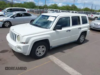 2008 Jeep Patriot Sport with VIN 1J8FT28038D647491, listed as a IAAI auction lot 42279472 with 164,527 mi miles and . Bid and sale history available at DreamBid. Image 2.