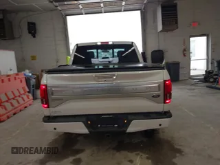 2016 Ford F-150 XLT z VIN 1FTEW1EG9GFD07335, wystawiony jako IAAI lot #42324340 z przebiegiem 74 079 mil mil oraz . Historia ofert i sprzedaży dostępna na DreamBid. Obrazek 16.