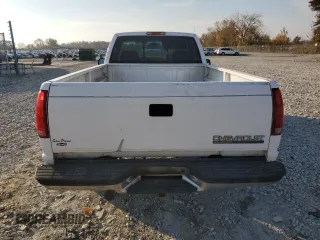 1998 Chevrolet Silverado 1500 with VIN 1GCEK14R1WZ203739, listed as a Copart auction lot 77809444 with 147,168 mi miles and Salvage Title. Bid and sale history available at DreamBid. Image 6.