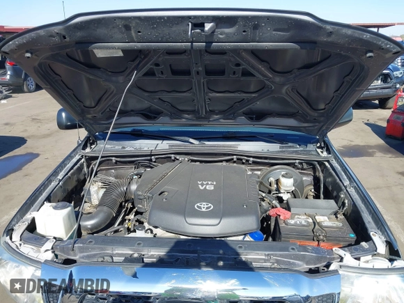 2011 Toyota Tacoma with VIN 5TFUU4EN9BX016306, listed as a IAAI auction lot 41371430 with 188,984 mi miles. Bid and sale history available at carsss.com. Image 10.