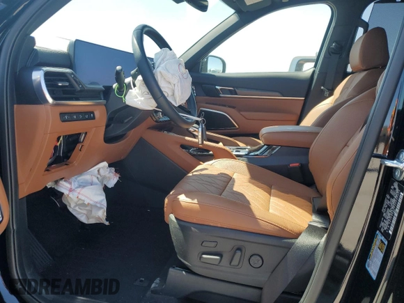 2025 Kia Telluride SX X-Line with VIN 5XYP5DGC0SG599325, listed as a Copart auction lot 51951635 with 3,212 mi miles and Salvage title. Bid and sale history available at DreamBid. Image 7.