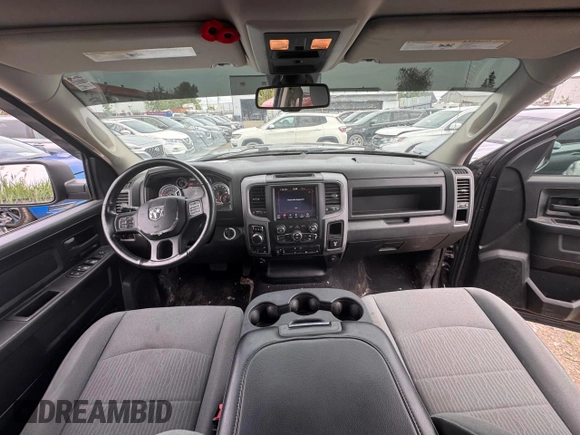 2021 Ram 1500 Tradesman z VIN 1C6RR7FT7MS553088, wystawiony jako Copart lot #62372615 z przebiegiem 163 608 mil mil oraz Szkoda całkowita • Salvage title. Historia ofert i sprzedaży dostępna na DreamBid. Obrazek 9.