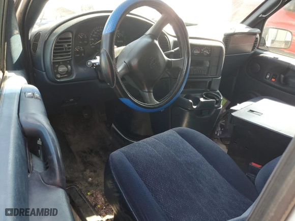 2004 Chevrolet Astro Cargo Van with VIN 1GCDM19XX4B107207, listed as a Copart auction lot 74074244 with 207,175 mi miles and Salvage Title. Bid and sale history available at carsss.com. Image 8.