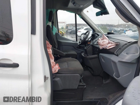 2018 Ford Transit Passenger XL z VIN 1FBAX2CM8JKA03622, wystawiony jako IAAI lot #41571449 z przebiegiem 313 553 mil mil oraz . Historia ofert i sprzedaży dostępna na DreamBid. Obrazek 5.