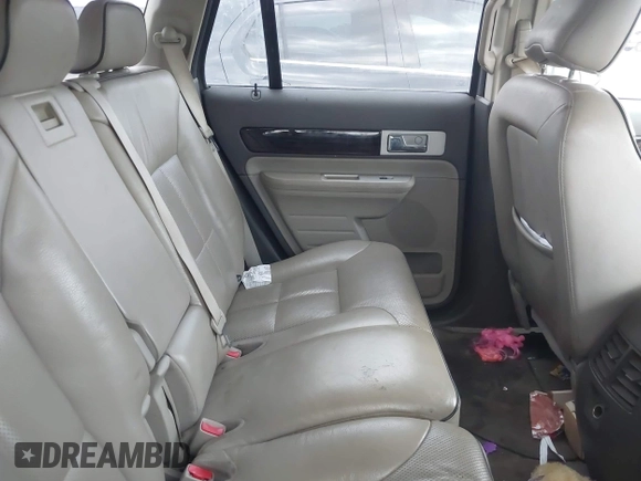 2008 Lincoln MKX with VIN 2LMDU68C88BJ17360, listed as a IAAI auction lot 42111549 with 221,191 mi miles. Bid and sale history available at carsss.com. Image 8.